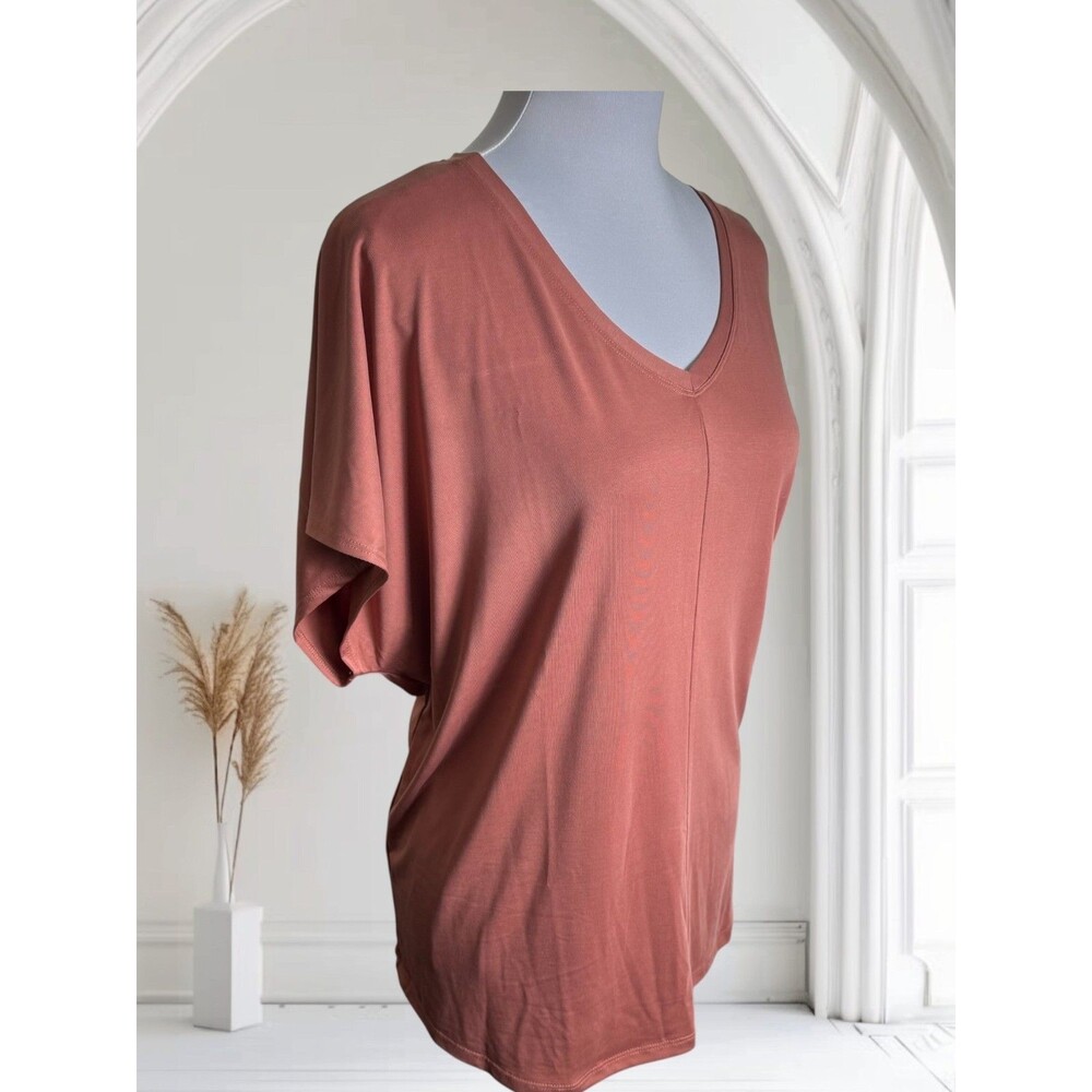 32 Degrees Cool Women Top Sz XL NWT Soft Short Sleeve V-Neck Color Red/Rust - Picture 4 of 9